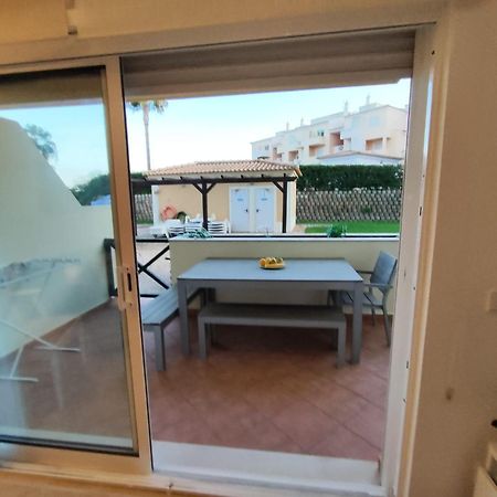 Albufeira Valley 2 With Pool By Homing Extérieur photo