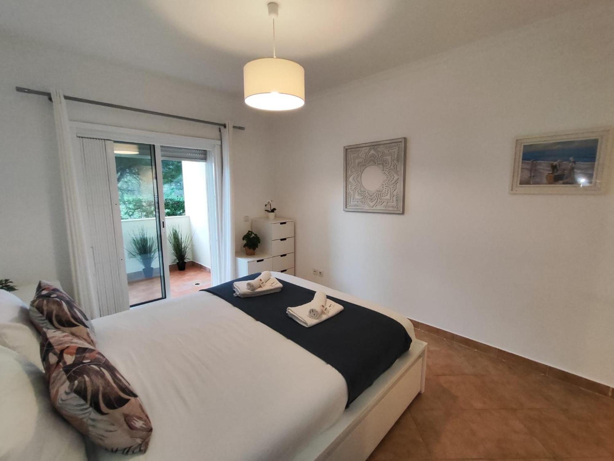 Albufeira Valley 2 With Pool By Homing Extérieur photo